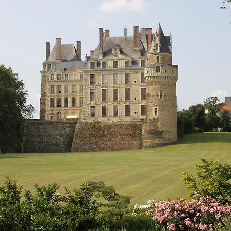 Chateau De Brissac Bed and Breakfast Esterno foto