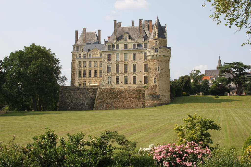 Chateau De Brissac Esterno foto